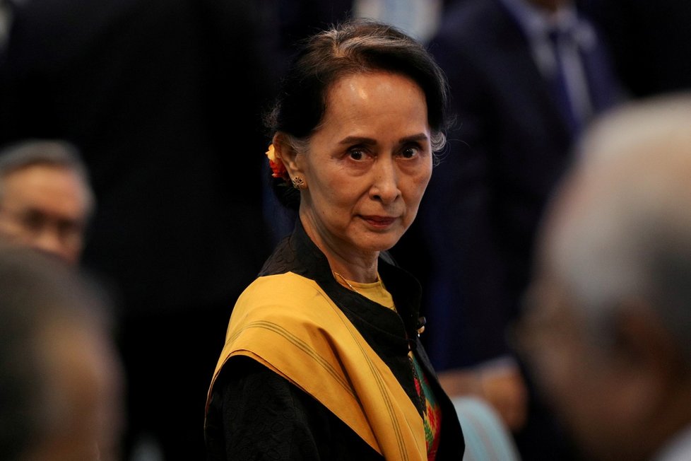 Bývalá disidentka a vítězka listopadových voleb Su Ťij