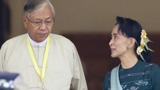 Barma má civilního prezidenta, poprvé po půlstoletí vojenské diktatury