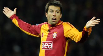 Rozchod se blíží. Baroš byl vyřazen z kádru tureckého Galatasaraye!