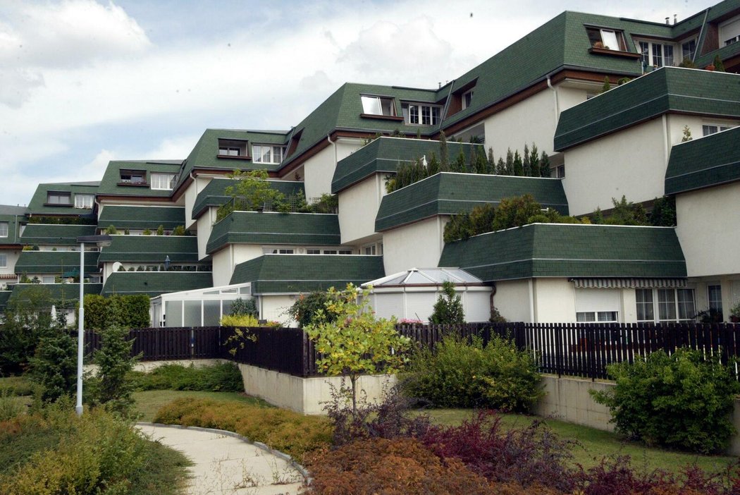 Bytový komplex na Barrandově.