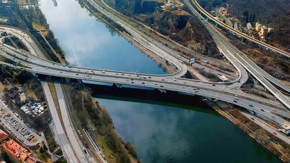 Rekonstrukce Barrandovského mostu se blíží: Jaká omezení přinese a jak se na ně připravit?