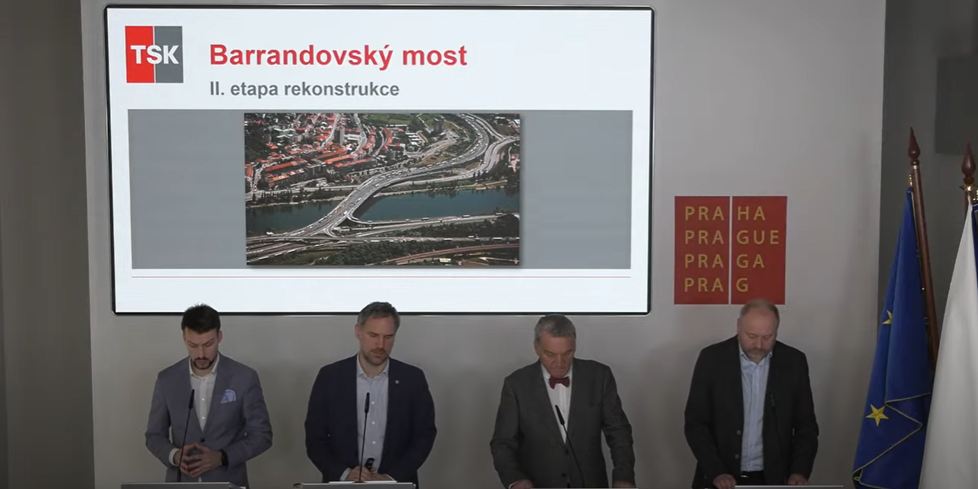 Tisková konference k druhé etapě oprav Barrandovského mostu. Účastnil se náměstek pro dopravu Zdeněk Hřib (Piráti), primátor Bohuslav Svoboda (ODS) a náměstek ředitele Technické správy komunikací (TSK) Josef Richter (13. března 2023)