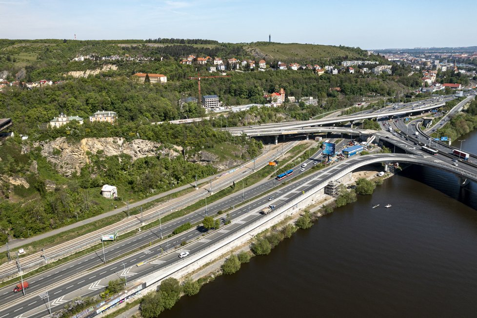 Barrandovský most.
