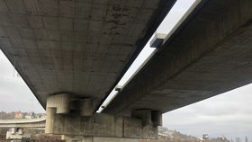 Končí oprava pilířů Barrandovského mostu. Rekonstrukce příští rok omezí provoz