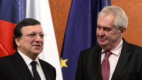 José Barroso zahájil dvoudenní návštěvu Česka večeří s prezidentem Milošem Zemanem