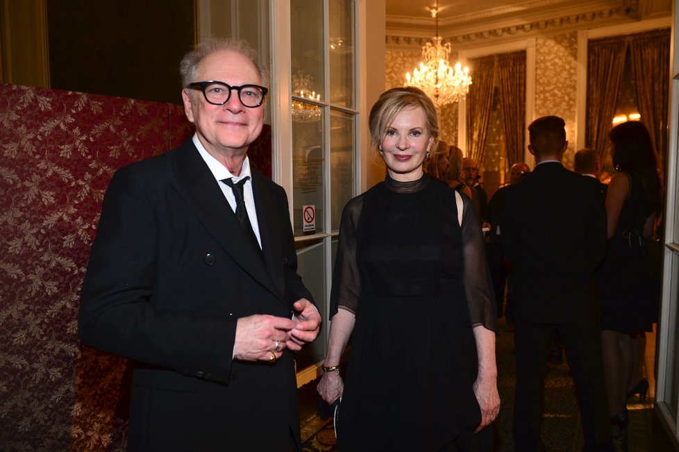 Barry Levinson na závěrečném mejdanu MFF KV 2018