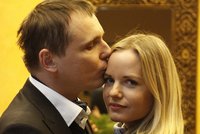 Klasnová: Že manžel rezignuje, jsem nečekala