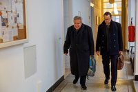 Doktor Barták odsouzený za znásilňování asistentek: Vyhrál soud! Advokát jej obral o miliony