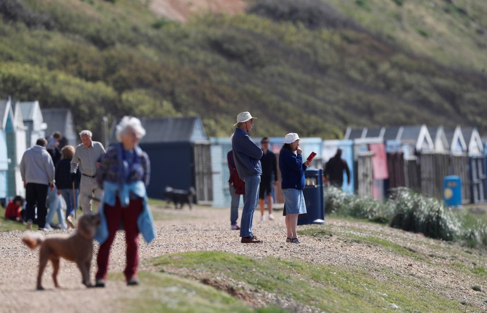 Koronavirus zasáhl i Británii (21. 4. 2020).