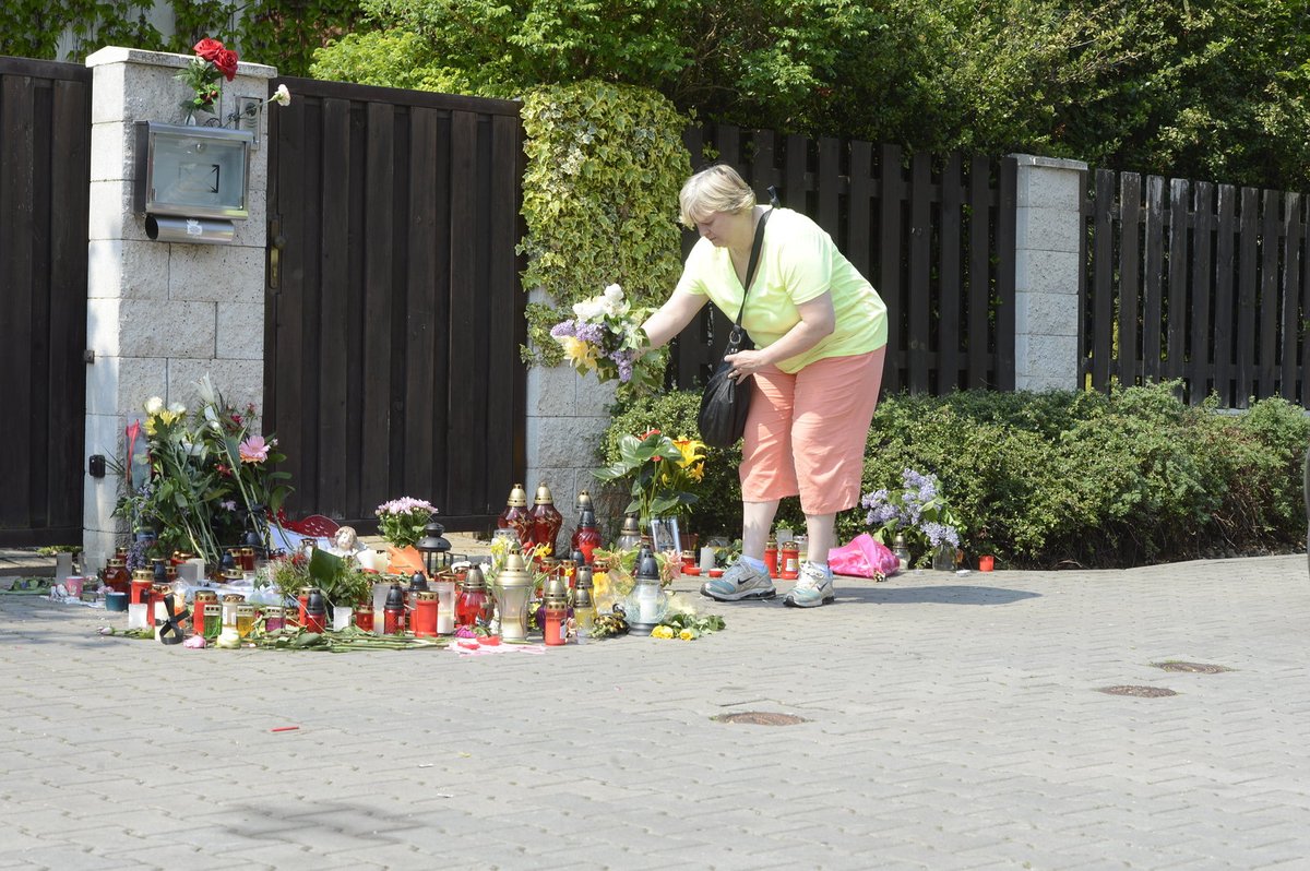 Nad budoucností domu se budou muset dědicové domluvit, bude-li nějaká dohoda s Rychtářem vůbec možná.