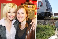 8 let od smrti Ivety Bartošové (†48), která skočila pod vlak: Na koleje už nikdy víc! říká sestra
