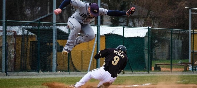 Baseballoví Draci Brno frčí extraligou bez porážky.