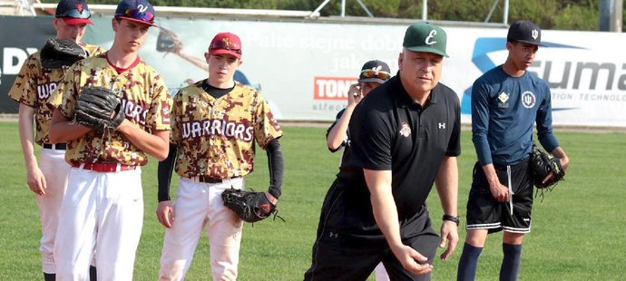 Legendární  Cal Ripken Jr. v akci s českými nadějemi.