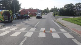 Cyklista srazil na přechodu pro chodce v Kuničicích u Bašky na Frýdecko-Místecku ženu (63) a ujel.