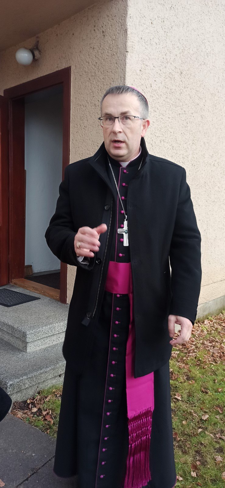 Biskup Martin David.