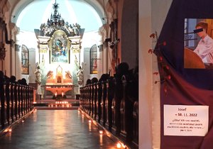 V kostele ve Frýdlantu nad Ostravicí, kde hrál na varhany podezřelý z vraždy Jaroslav F. (20), proběhl kajícný obřad za ubodaného varhaníka Josefa (†18).