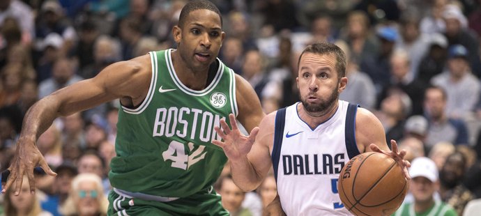 Basketbalisté Bostonu Celtics zvítězili v Dallasu až po prodloužení