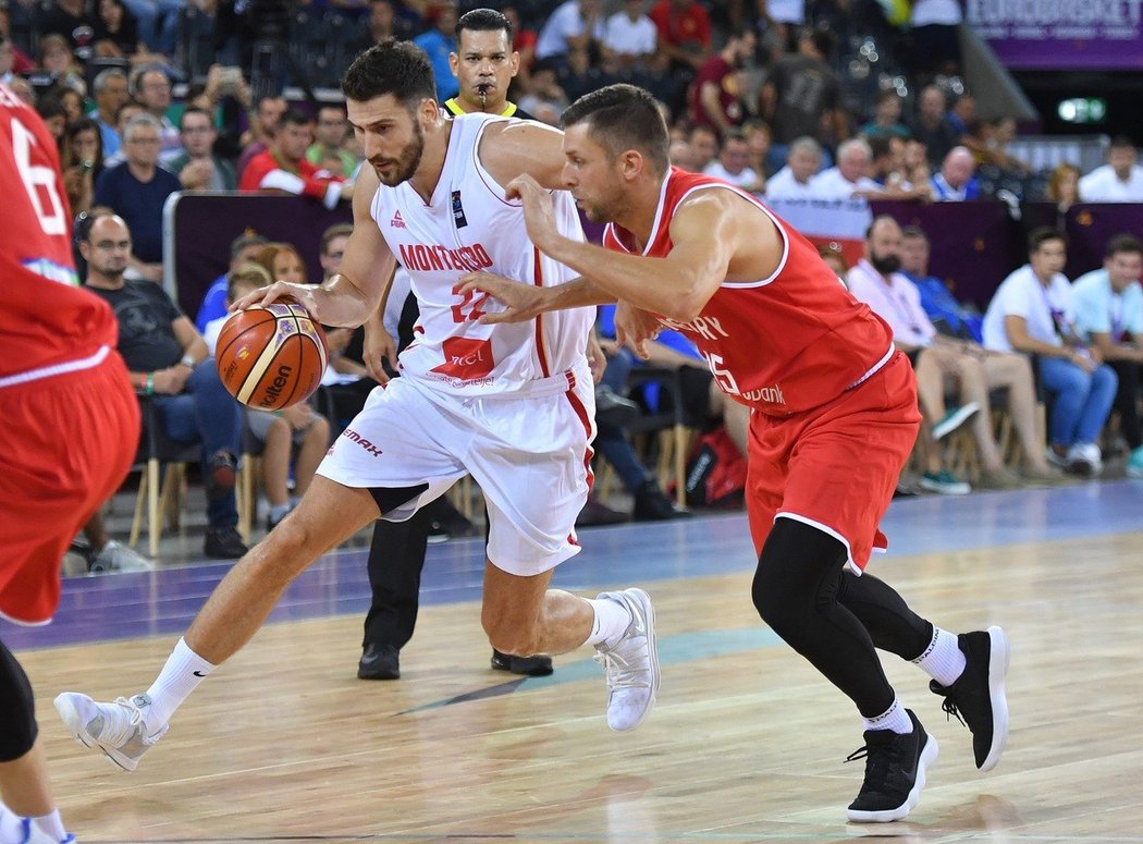 Basketbalisté Černé Hory nedali Maďarsku šanci