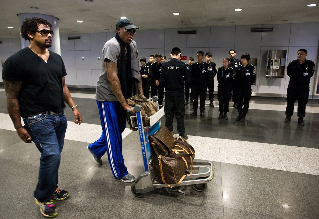 Dennis Rodman vyrazil do Severní Koreje přes Čínu