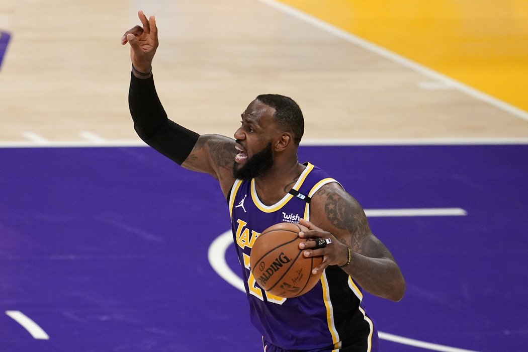 LeBron James je po zranění zpátky v sestavě LA Lakers