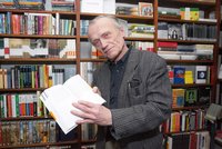 Zemřel velký český básník Petr Král: Pomáhal knížkám na svět i do světa