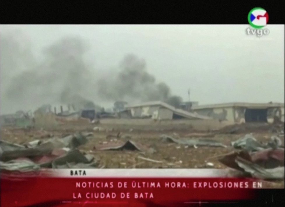 Nejméně 20 mrtvých si vyžádala série výbuchů na vojenské základně u města Bata v Rovníkové Guineji.