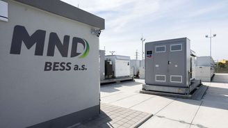 Největší česká baterie odstartovala nabíjením při záporné ceně elektřiny, řídit ji pomáhá AI Největší česká baterie odstartovala nabíjením při záporné ceně elektřiny, řídit ji pomáhá AI