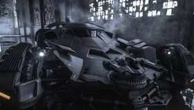 Batmobil jako opancéřovaný vůz: Takto vypadá vůz Temného rytíře ve filmu Batman vs. Superman