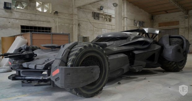 Strážníci zabavili Batmanovo auto: Nesplňovalo dopravní předpisy