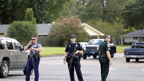 Střelec zaútočil na policisty ve městě Baton Rouge.