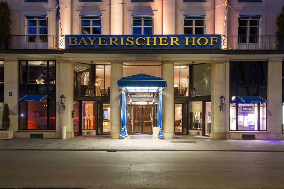 Hotel Bayerischer Hof v Mnichově