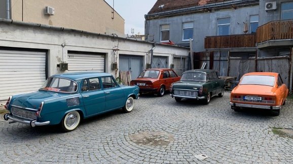 Na prodej je úžasná sbírka českých aut. Majitel za ni chce víc než 5 milionů