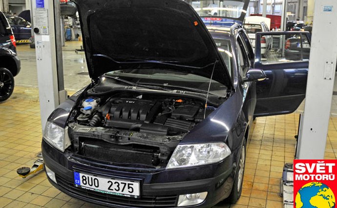 Stáčení tachometrů, díl 2: Šokující příběhy z českých autobazarů