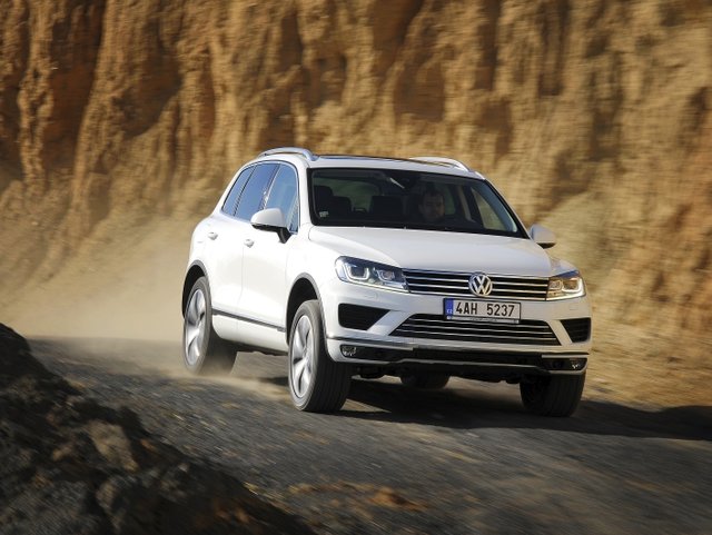 Bazar: Volkswagen Touareg 7P (2010 až 2018, modernizace 2014)