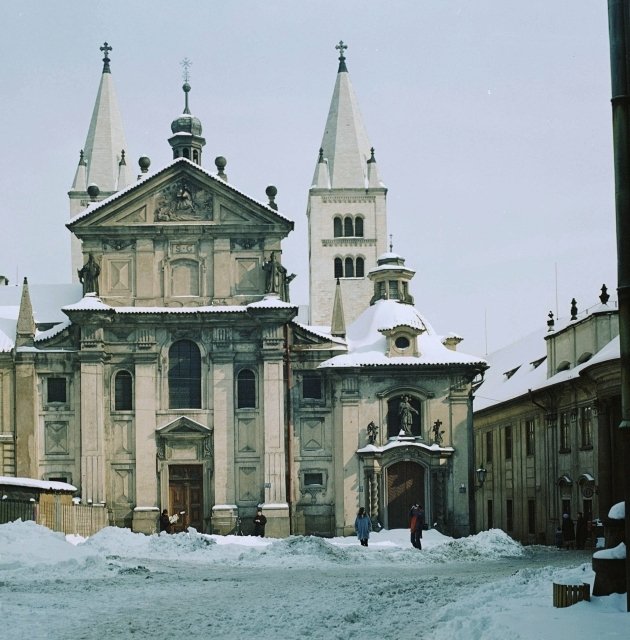 Tympanon na bazilice sv. Jiří vznikl za éry panování Vladislava Jagellonského. (ilustrační foto)