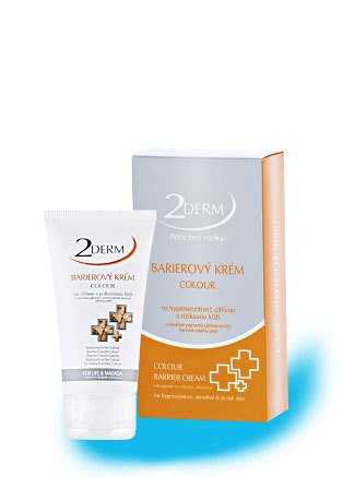 2Derm bariérový krém Colour, 636 Kč (50 ml). Koupíte na www.forlifemadaga.com.