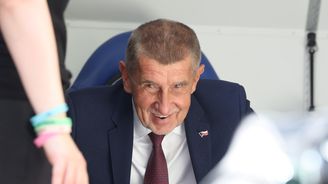 Stamiliardové dluhy mohou vesele pokračovat. Babišově vládě stačilo jediné kouzelné slovo Stamiliardové dluhy mohou vesele pokračovat. Babišově vládě stačilo jediné kouzelné slovo
