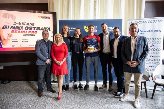 Skvělá atmosféra, hvězdy i symbolické loučení. Ostrava chystá další beachvolejbalovou show Skvělá atmosféra, hvězdy i symbolické loučení. Ostrava chystá další beachvolejbalovou show