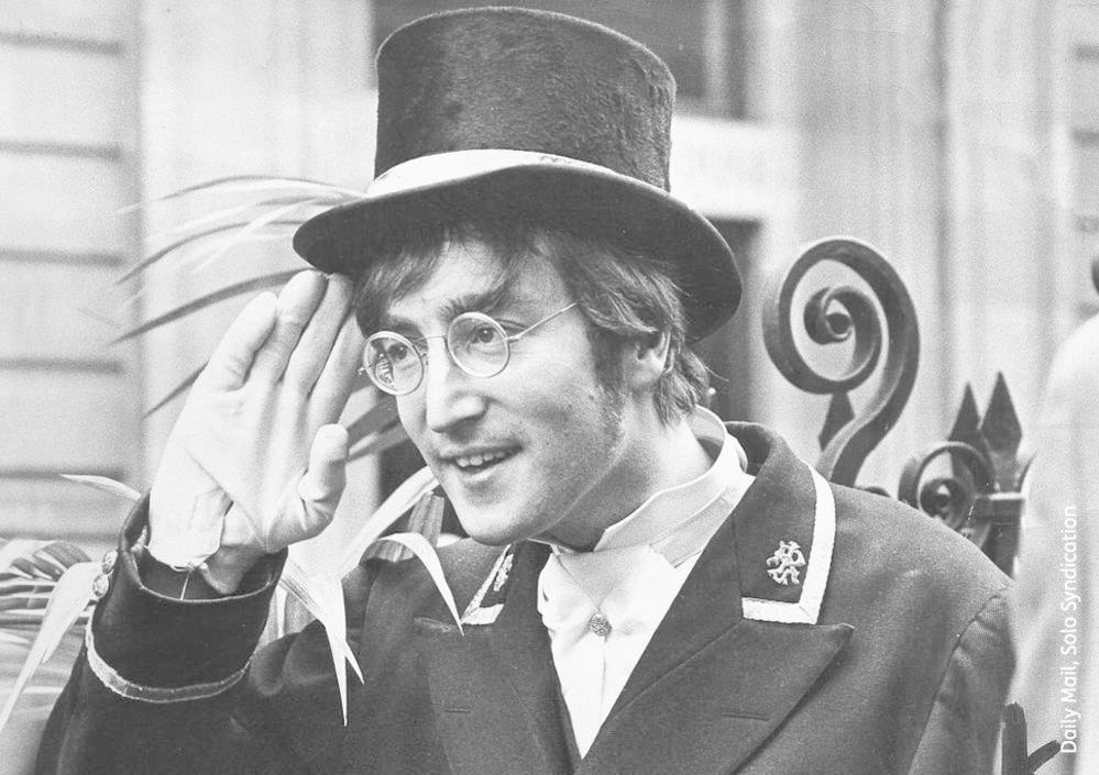 John Lennon v roce 1966