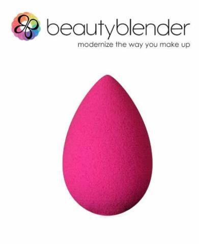 Original Beauty Blender, 489 Kč, koupíte na www.beauty-bar.cz