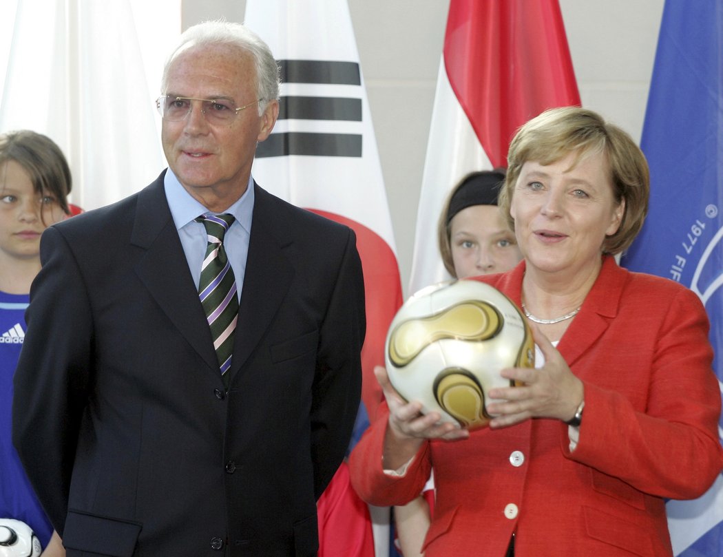 Franz Beckenbauer a Angela Merkelová