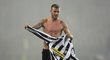 David Beckham získal do sbírky další slavný dres - Juventusu.