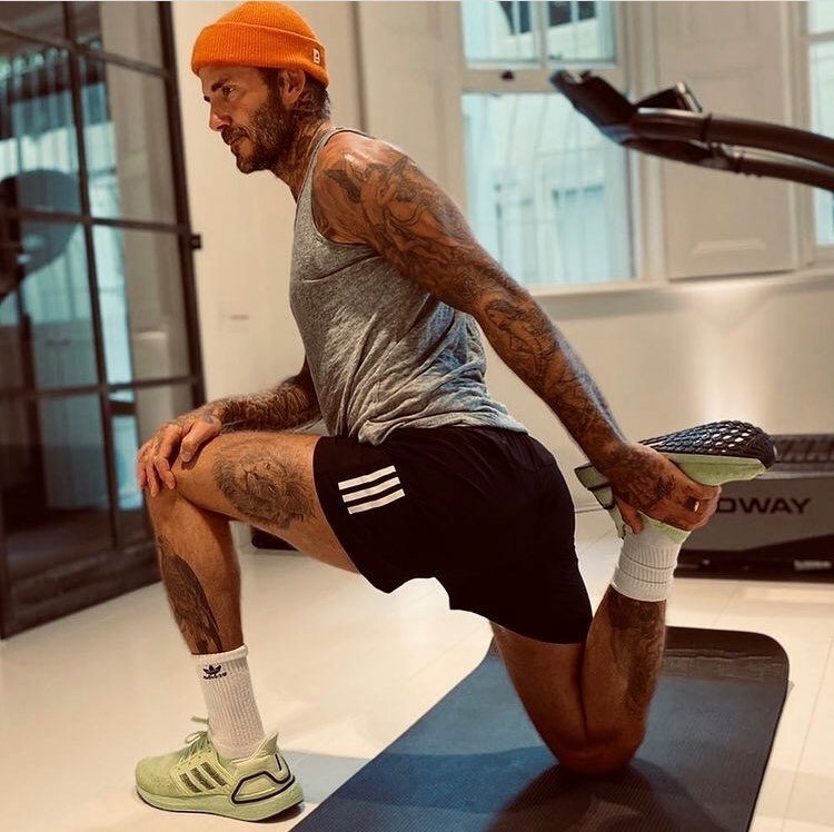 David Beckham cvičí jako o život.