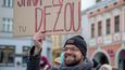 Lidé ve Valašském Meziříčí opět protestovali kvůli kauze řeky Bečva.