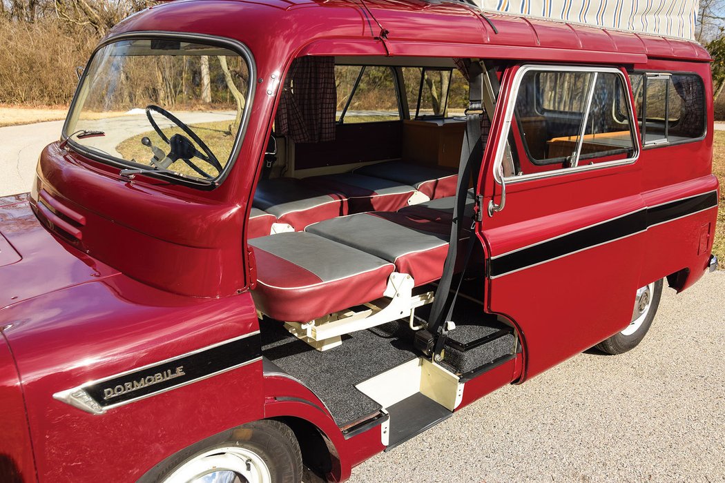 1961 Bedford CA