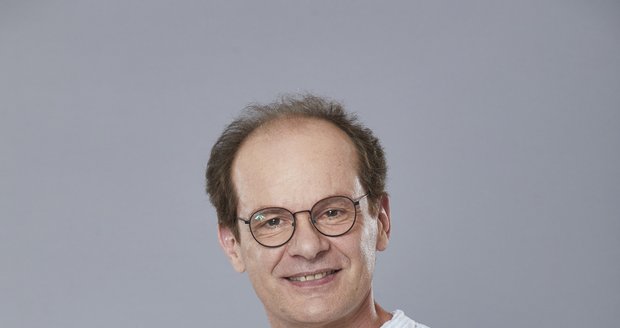 Adrian Jastraban  jako Bedřich Liška