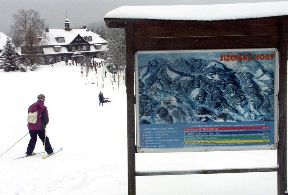 Bedřichov je největším nástupištěm běžkařů na Jizerskou magistrálu.