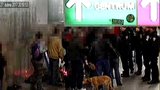 Hromadná bitka na brněnském nádraží: Dvacet bezdomovců se porvalo se strážníky!