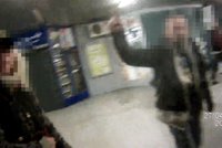 Sedm na jednoho: Na nádraží v Brně se vrhla banda bezdomovců na muže (40), dobili ho do němoty