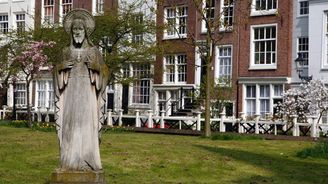 Begijnhof: Ženská oáza v centru Amsterodamu byla založena před 672 lety